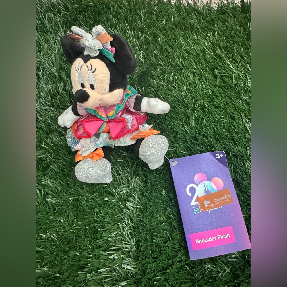 Special Addition Disney Minnie Mouse Colorful Shoulder Plush Toy